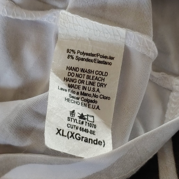 Mi Manchi Swim Cover up Size XL. - Picture 6 of 7